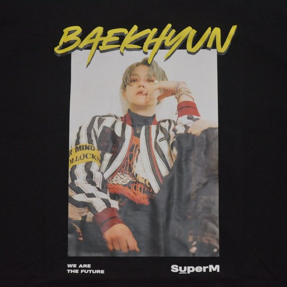 Baekhyun SuperM K-Pop EXO T-Shirt Size Large (RUNS WIDE SEE MEASUREMENTS) - Picture 1 of 6